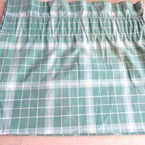 Vintage Liz Claiborne Liz At Home Blouson Valance Window Curtain Green Plaid USA